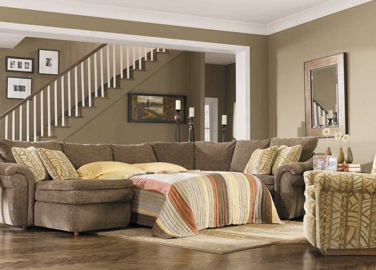 Finding the Perfect Sectional Sofa For Relaxing